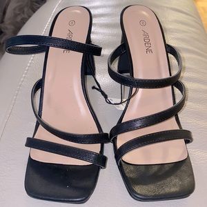 Brand New summer heel sandals size 8